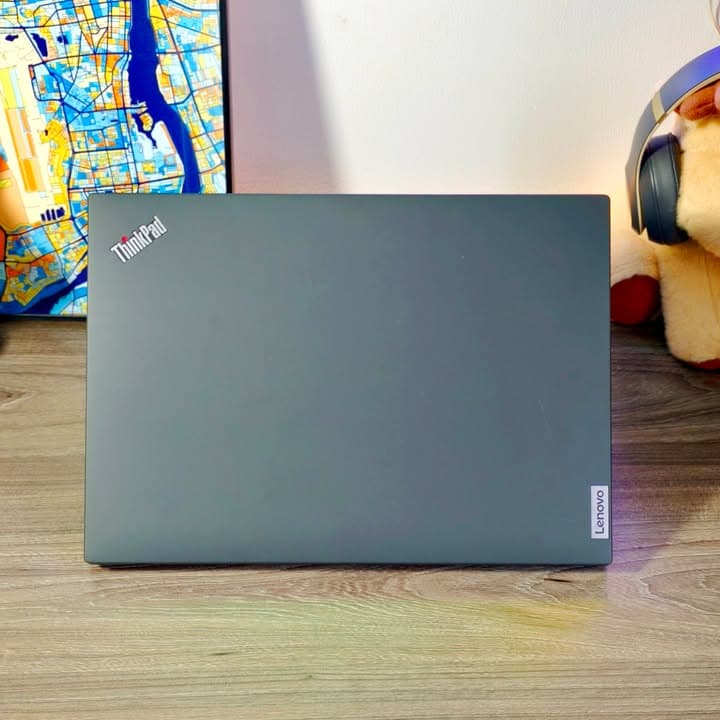 Lenovo ThinkPad P16s